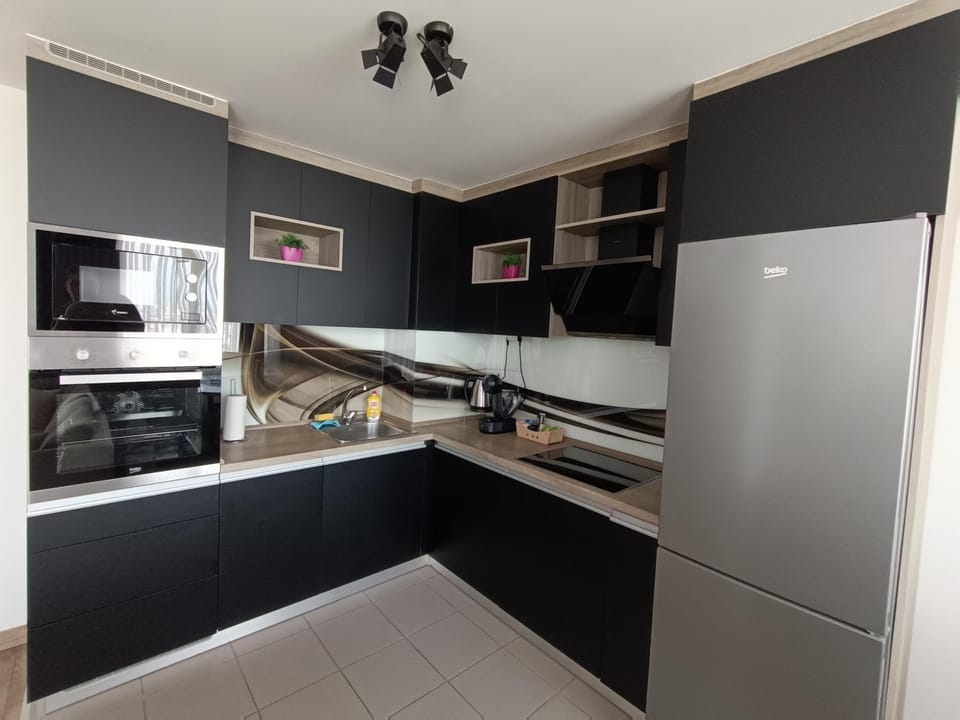 Kitchen or kitchenette, kitchen
