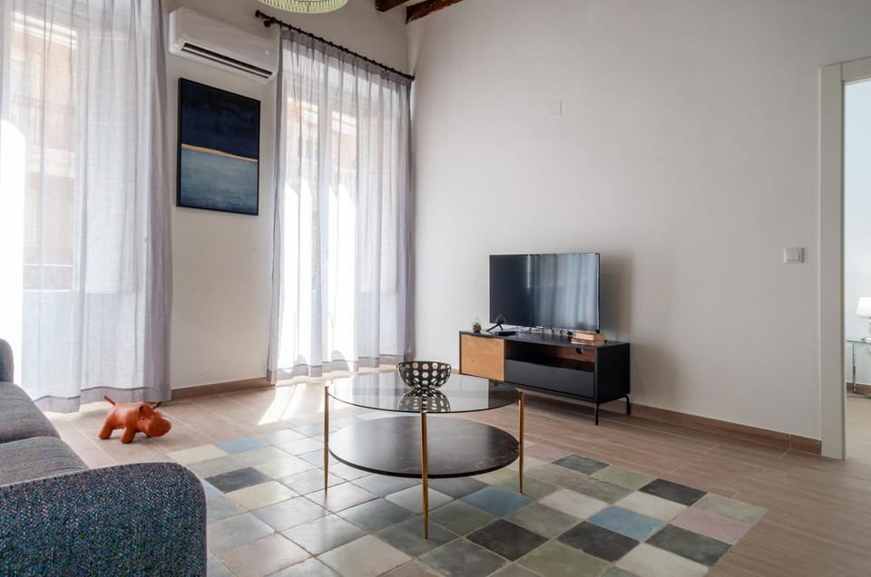 TV and multimedia, Living room, Seating area
