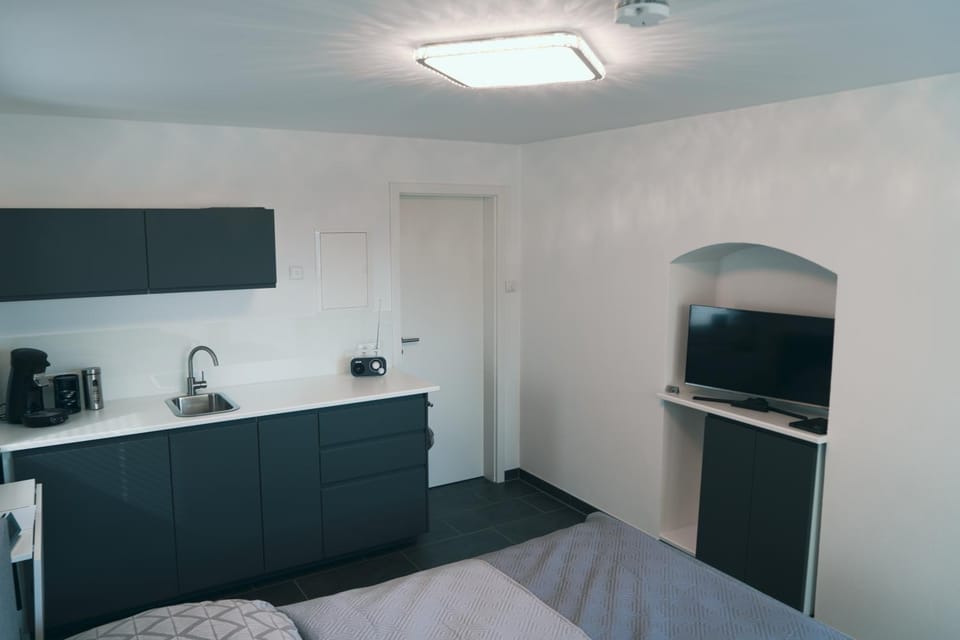 TV and multimedia, Kitchen or kitchenette