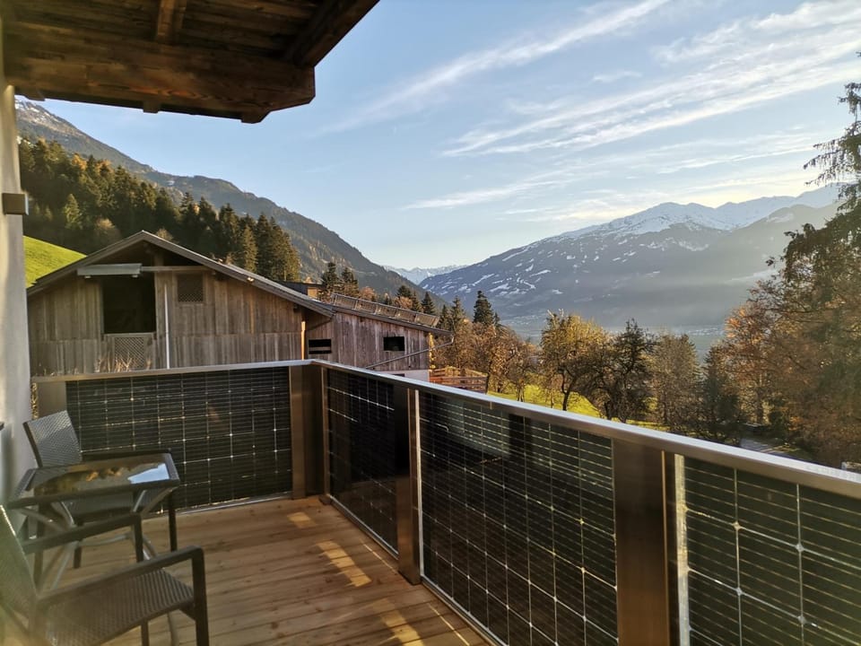 View (from property/room), Balcony/Terrace