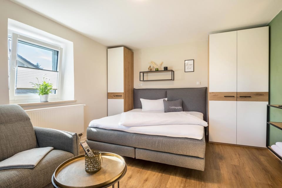 Living room, Bedroom