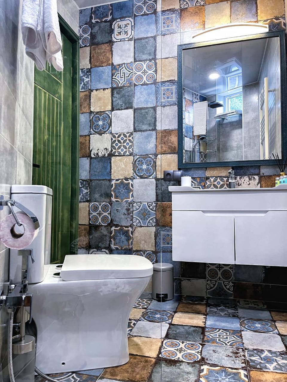 Toilet, Bathroom