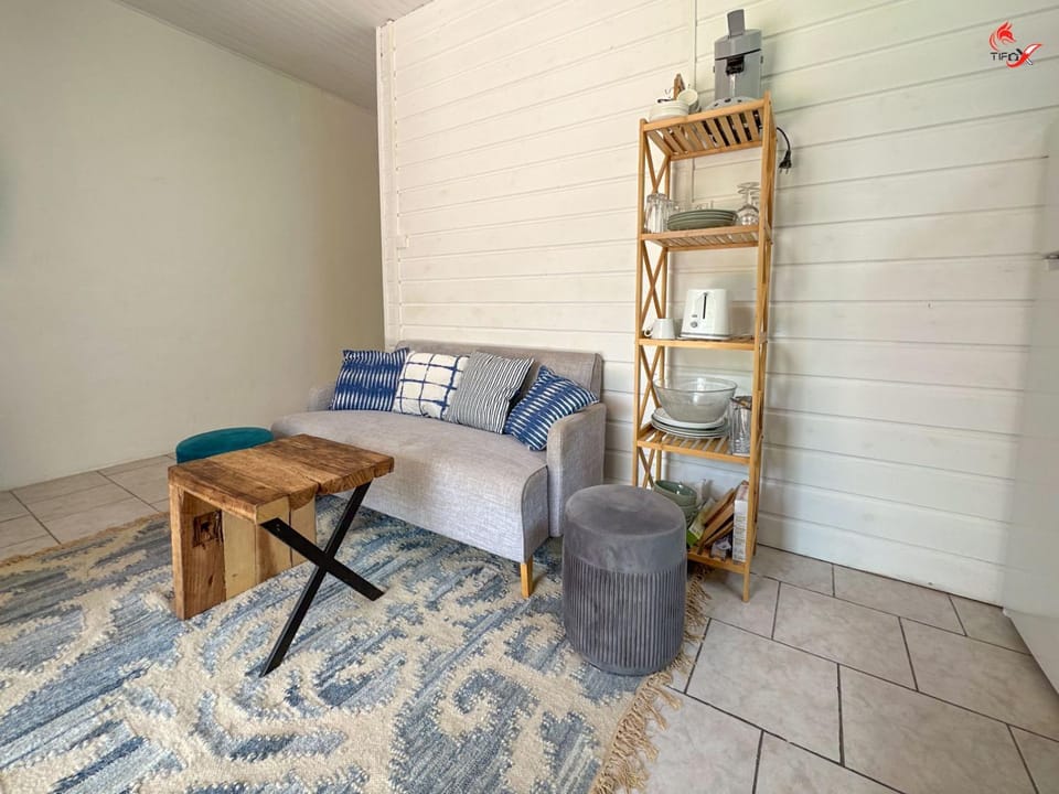 Communal lounge/ TV room, Seating area