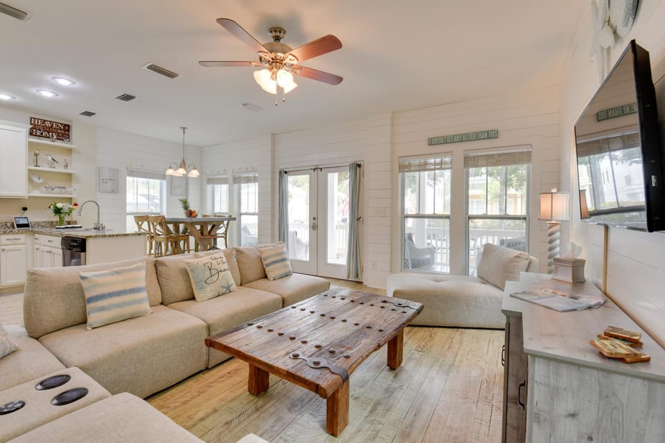 Sunny Santa Rosa Beach in 30 A Neighborhood! House in South Walton County