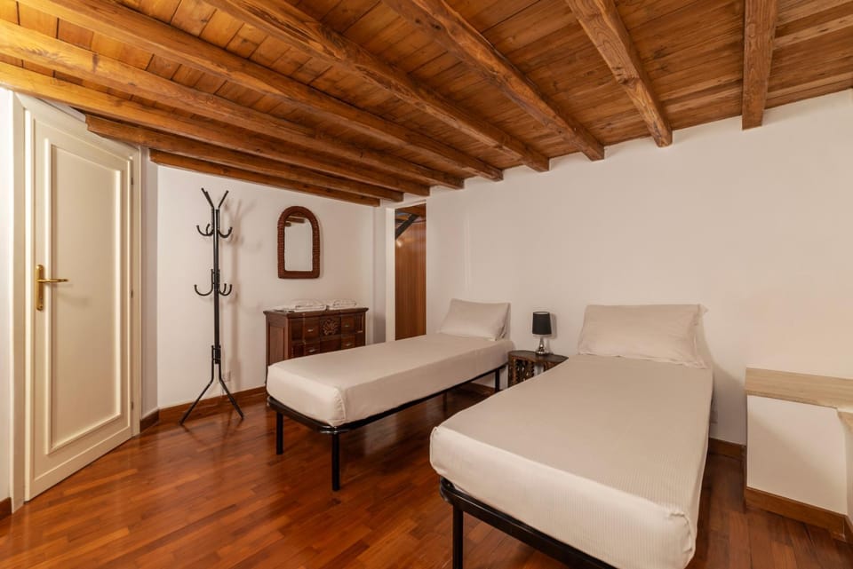 Via del Lavatore Private Apartments Apartment in Rome
