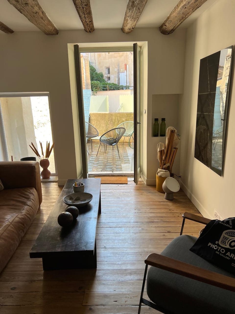 Living room, Seating area