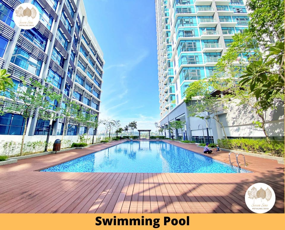 Swimming pool, Swimming pool