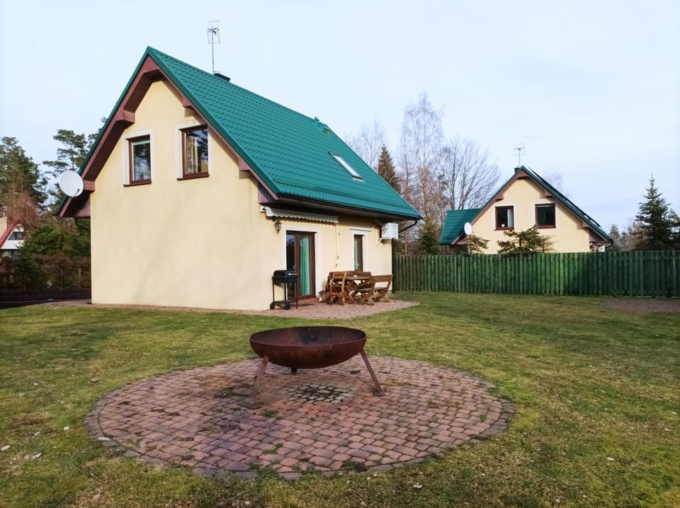 Property building, Garden