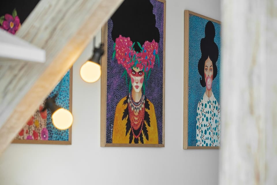 Living room, Decorative detail
