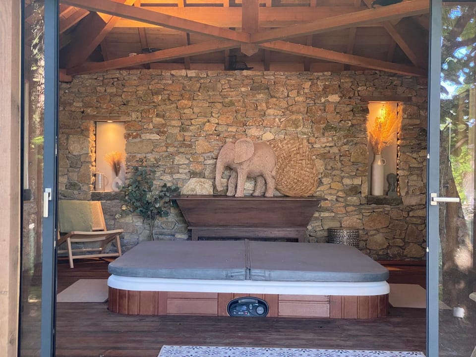 LE PRESBYTERE Bed and Breakfast in Bourgogne-Franche-Comté