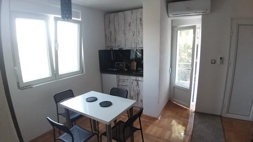 Studio "Dobar pogled" Apartment in Serbia
