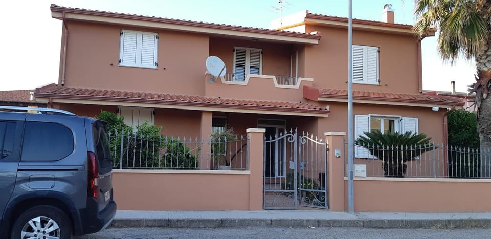 Property building, Parking