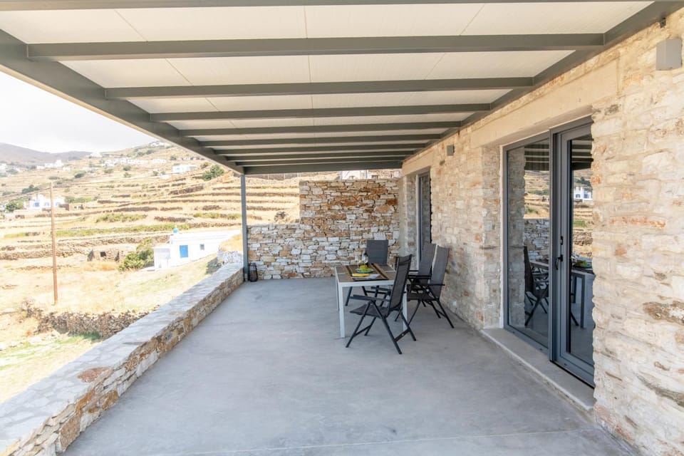 Patio, Day