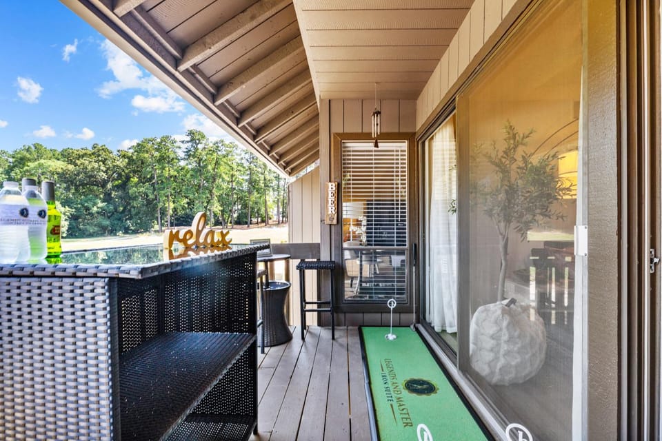 Golfcourse, View (from property/room), Balcony/Terrace, Pool view