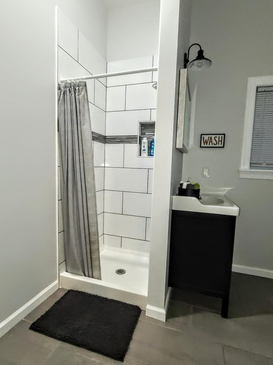 Shower, Bathroom, towels