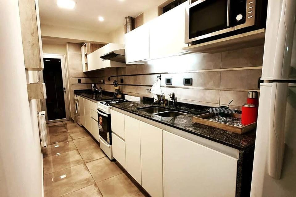 Kitchen or kitchenette, minibar, pet friendly, stove