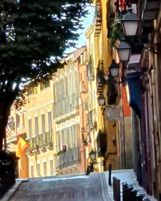 Neighbourhood, City view