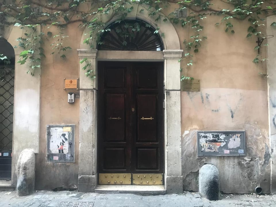 Property building, Facade/entrance