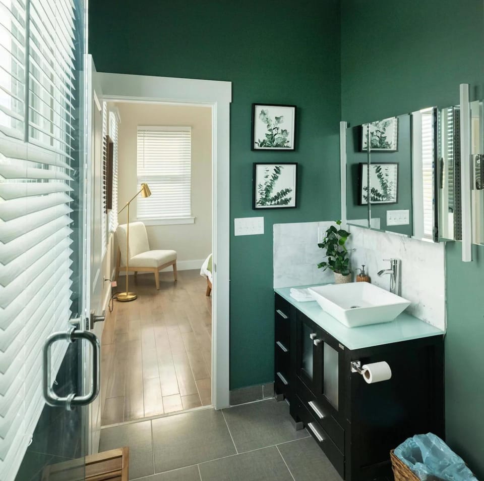 Toilet, Bathroom, Bath