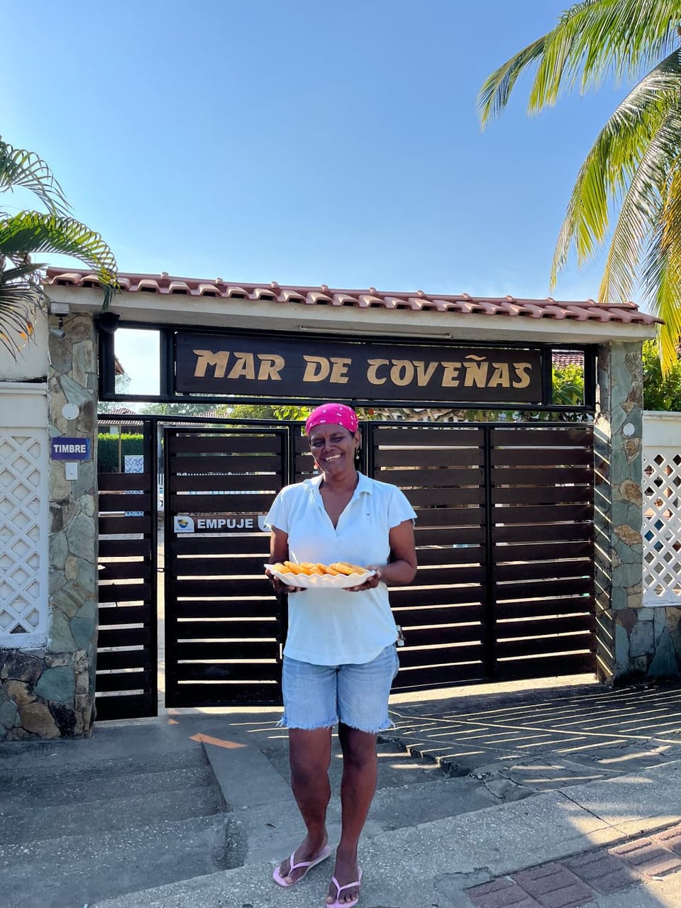 Restaurant/places to eat, Food