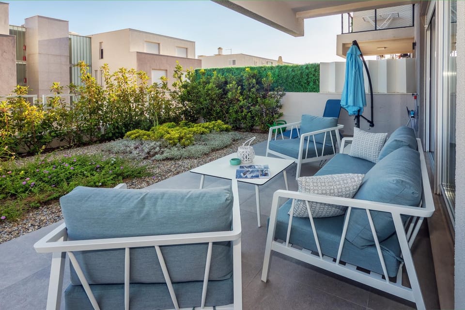 Garden, Balcony/Terrace