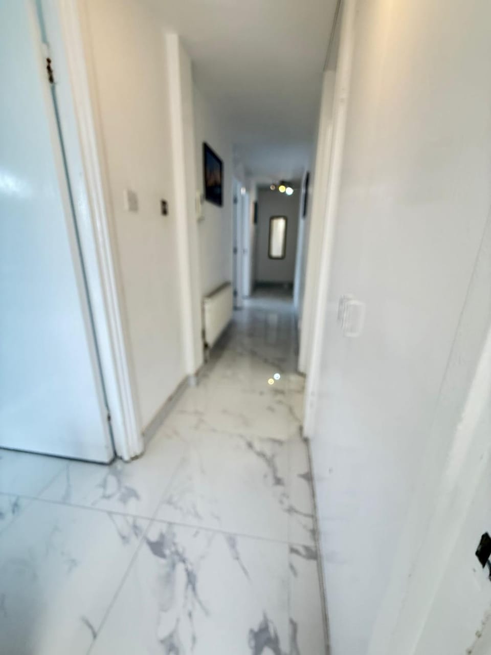 Queens Way Apartment in City of Westminster