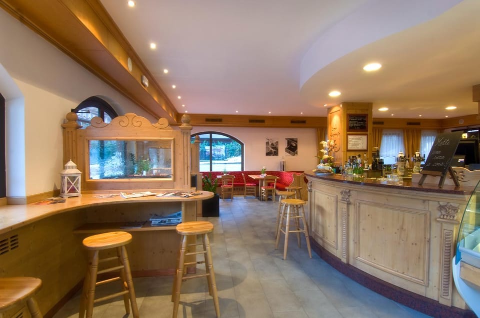 Lounge or bar