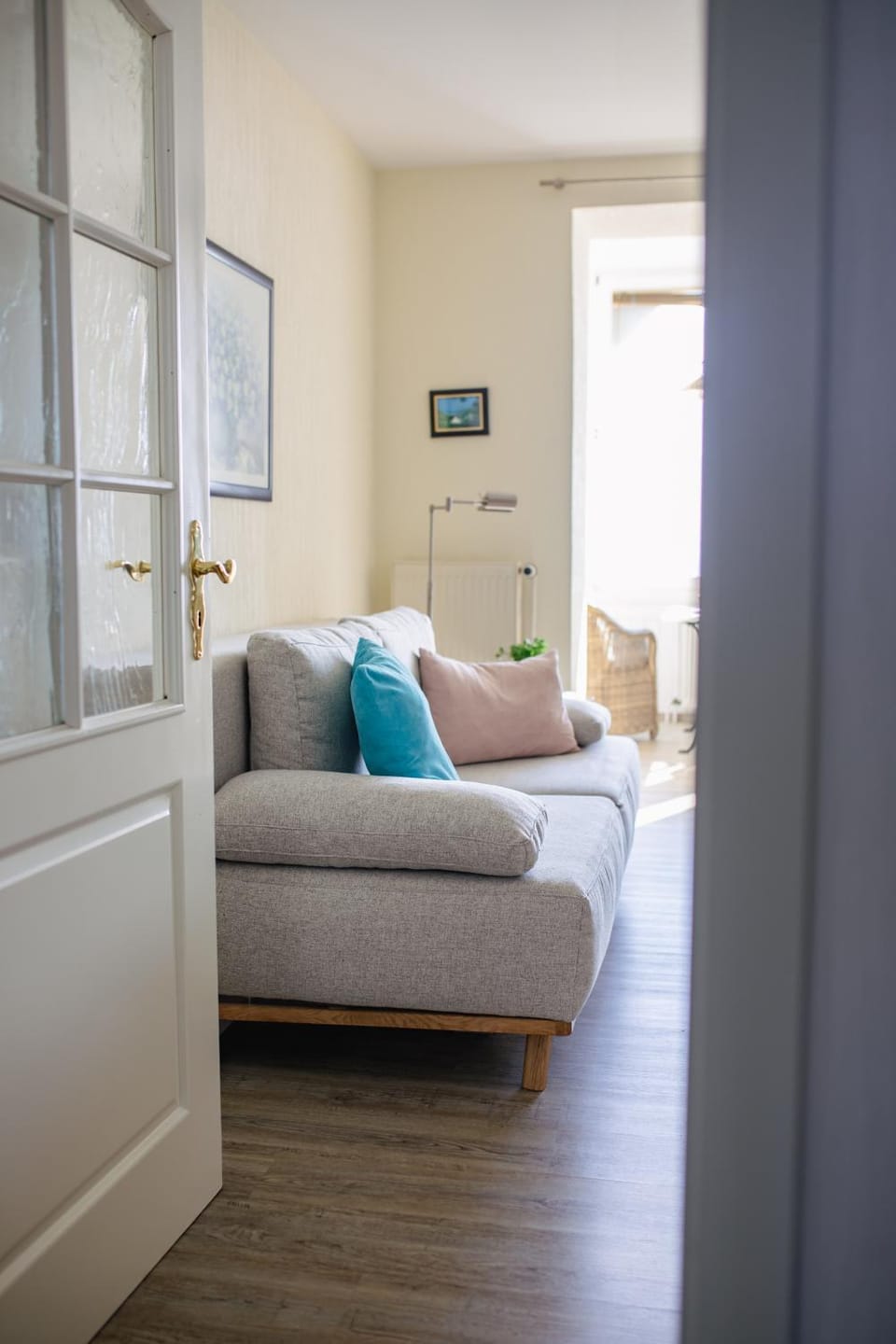 Bed, Living room, Photo of the whole room