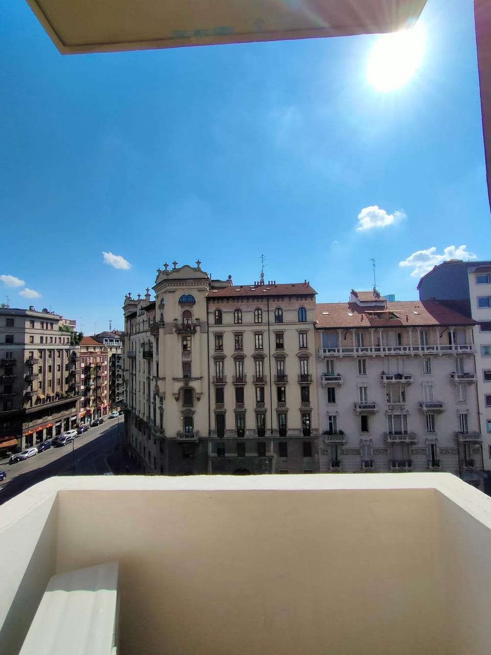 Balcony/Terrace, Street view