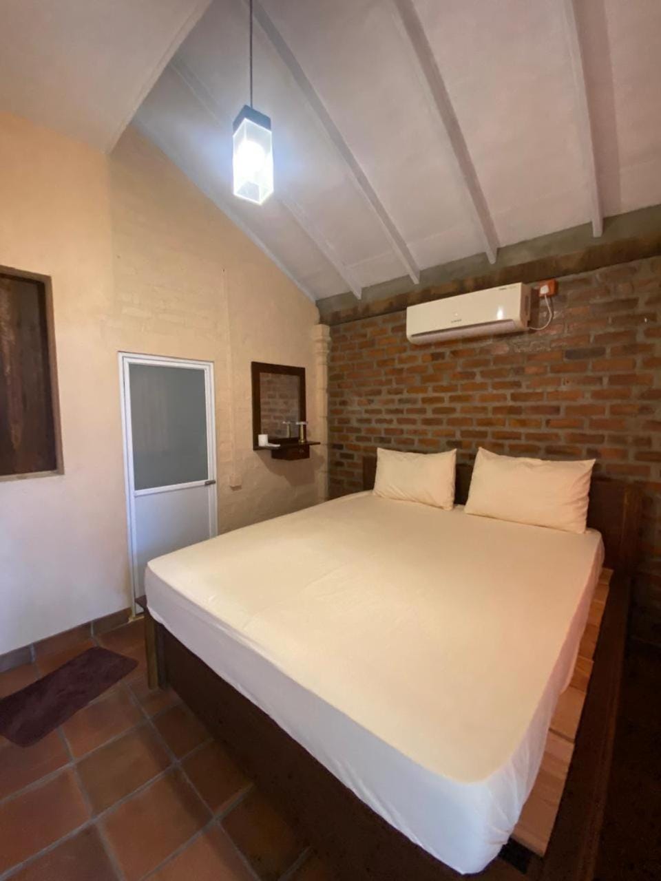 Ayona Beach Villa Bed and Breakfast in Sri Lanka