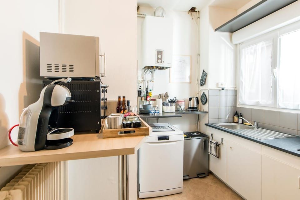 Kitchen or kitchenette