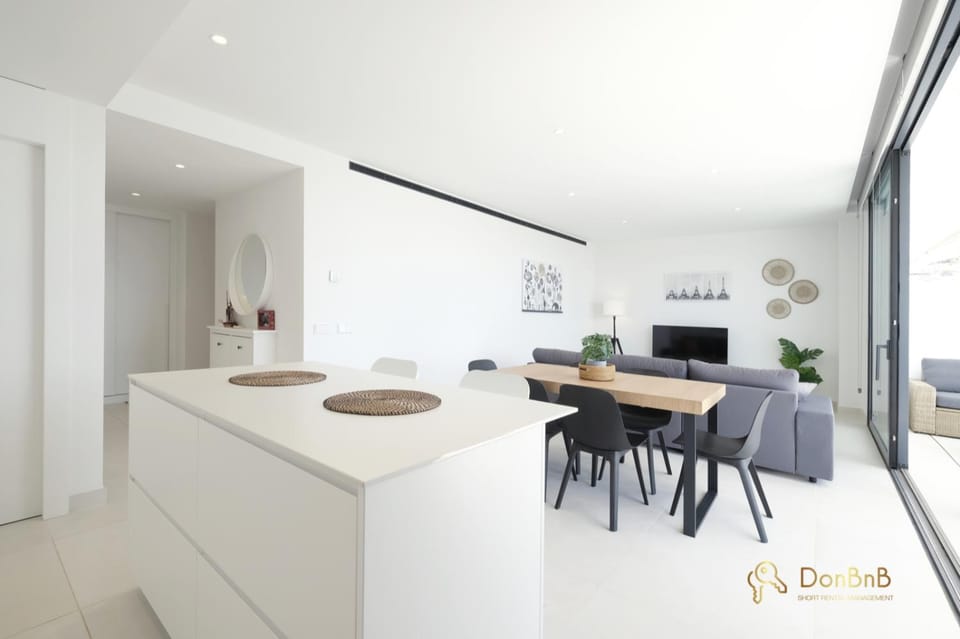 Beautiful apartment with views in Fuengirola Higueron West Apartment in Costa del Sol