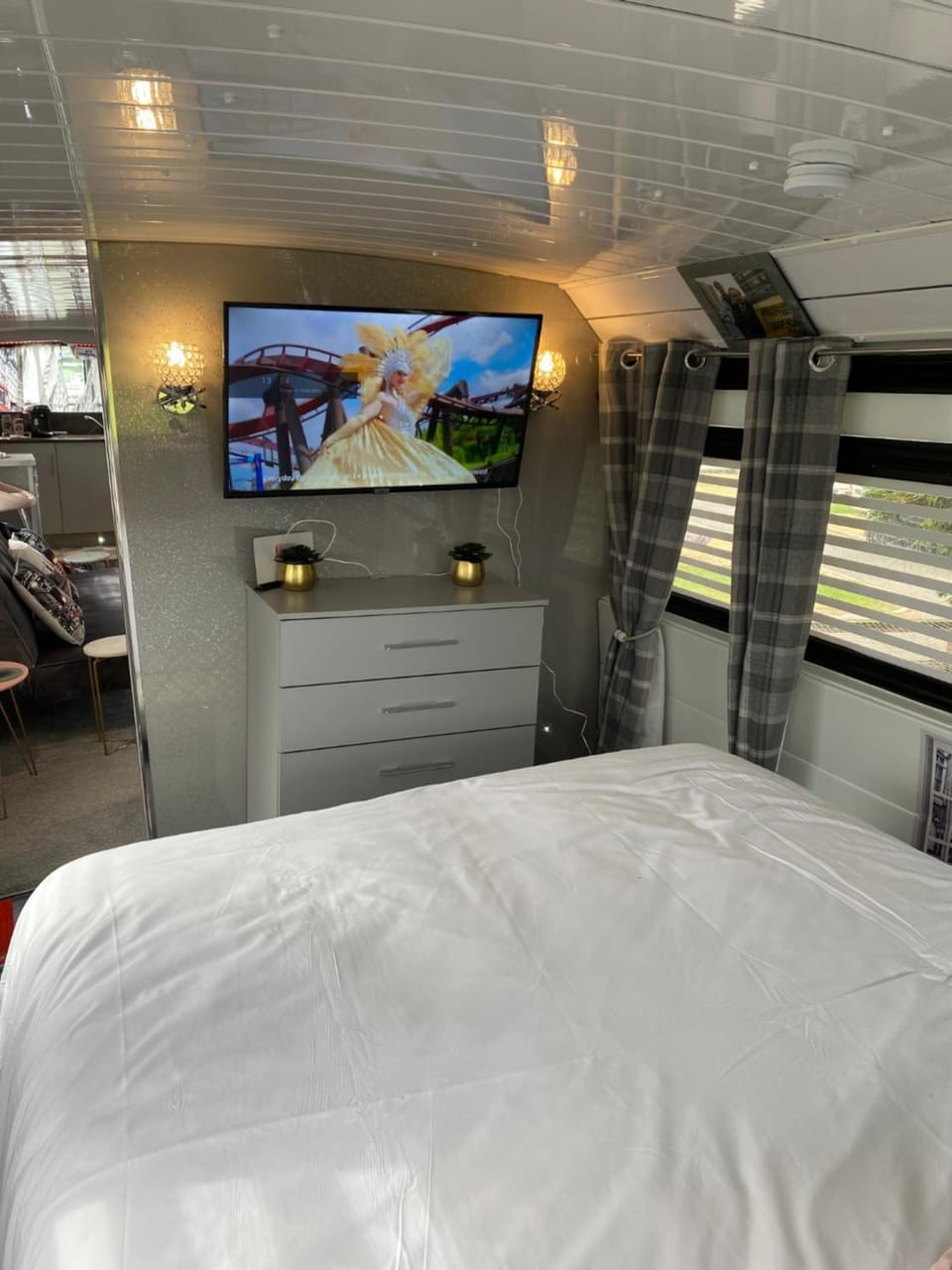 TV and multimedia, Bedroom