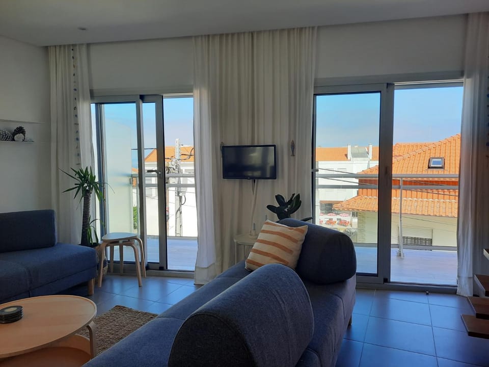 Sitius 5B - NEW seaview apartment with rooftop terrace in historical centre Sitio da Nazaré Apartment in Nazaré