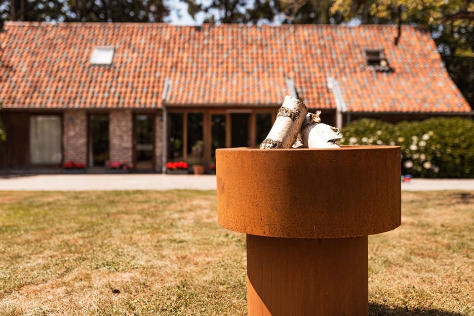 Property building, Garden, Garden view, flat iron