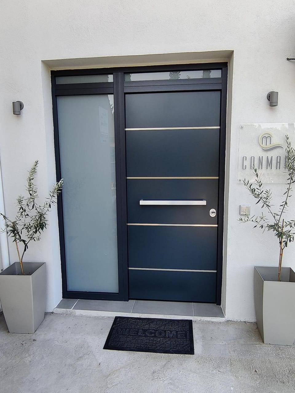 Facade/entrance, Property logo or sign