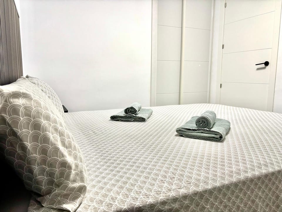Bed, Bedroom, wardrobe