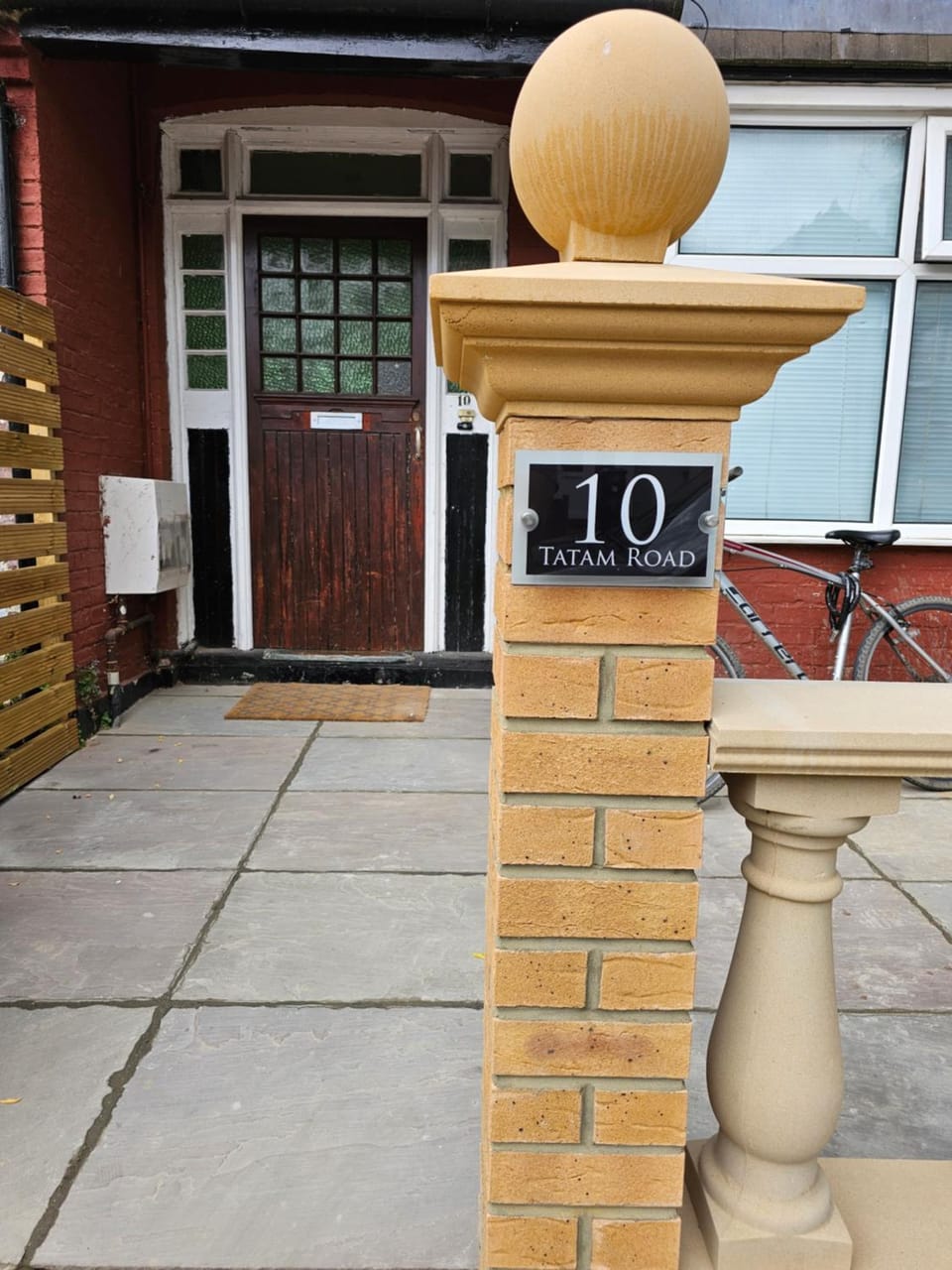 Lovely Rooms London Apartment in Wembley