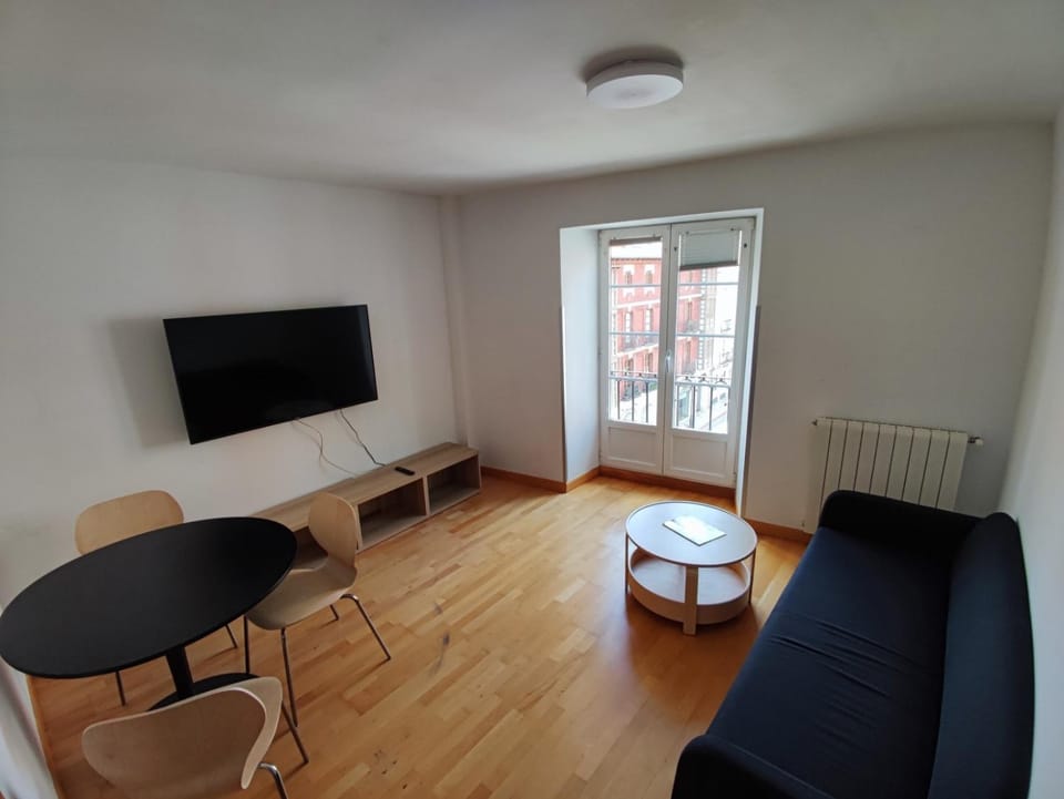 Living room, Lounge or bar