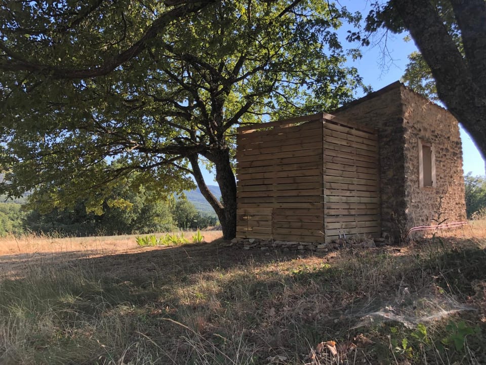 Cabanon du berger Nature lodge in Apt