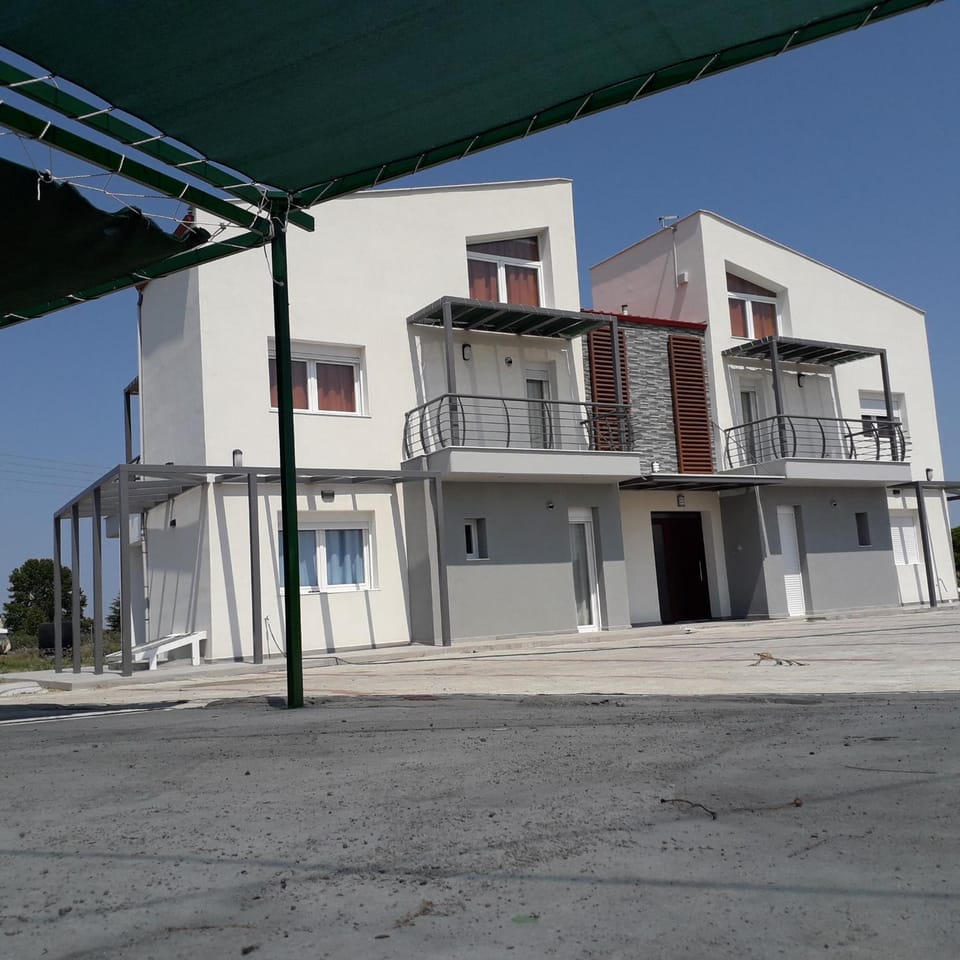 Garden's Sunset Vikos Apartment in Decentralized Administration of Macedonia and Thrace