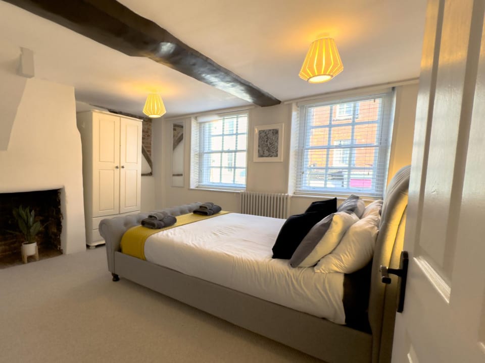 The Old Surgery House in Salisbury