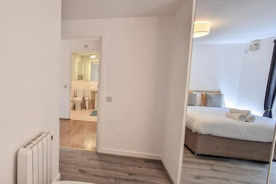 Bathroom, Bedroom