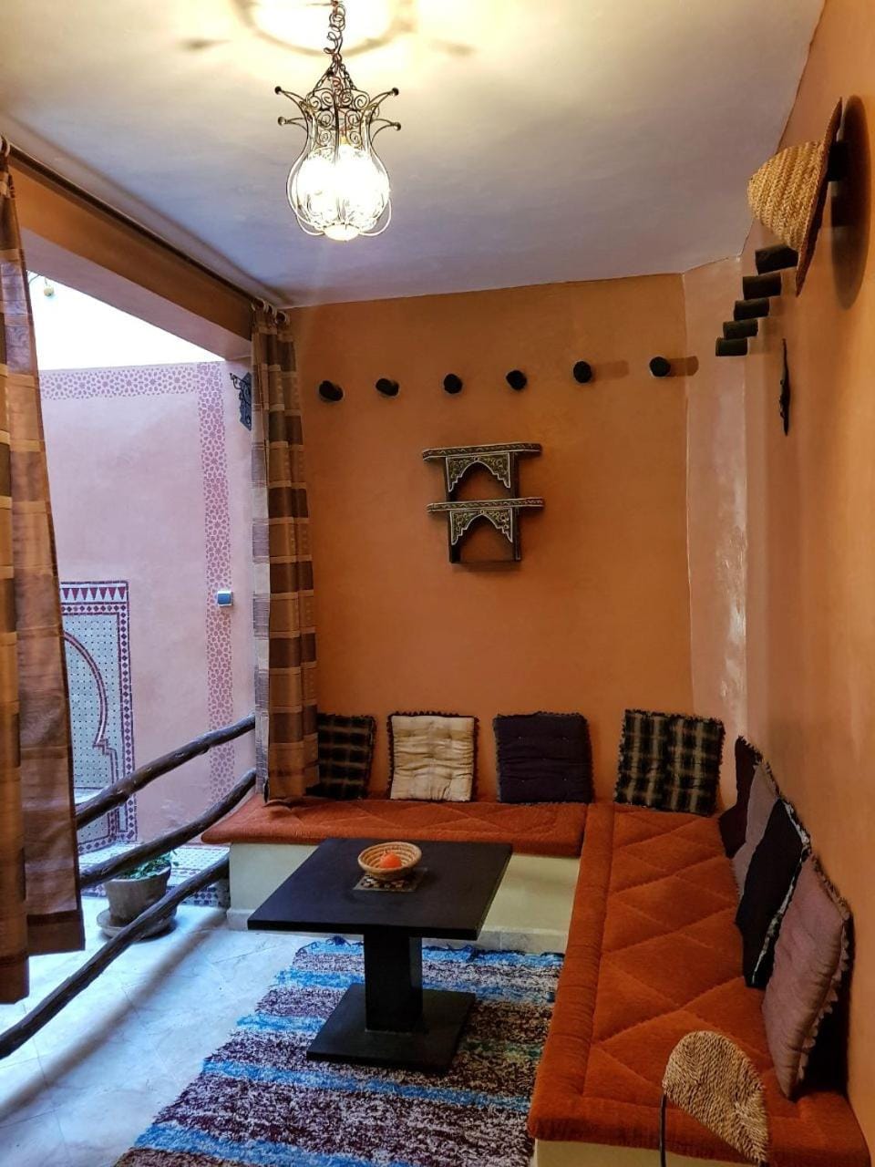 Seating area