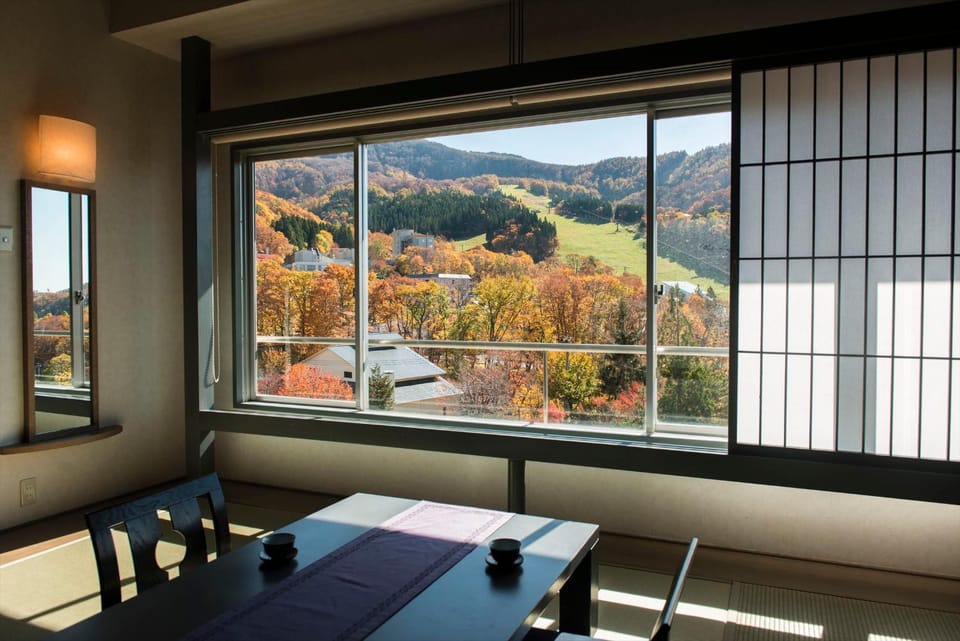 Living room, Seating area, Mountain view