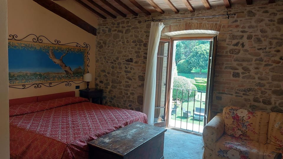 Bed, View (from property/room), Balcony/Terrace, Photo of the whole room, Bedroom