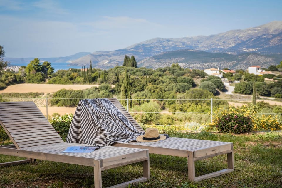 Natural landscape, Mountain view, sunbed