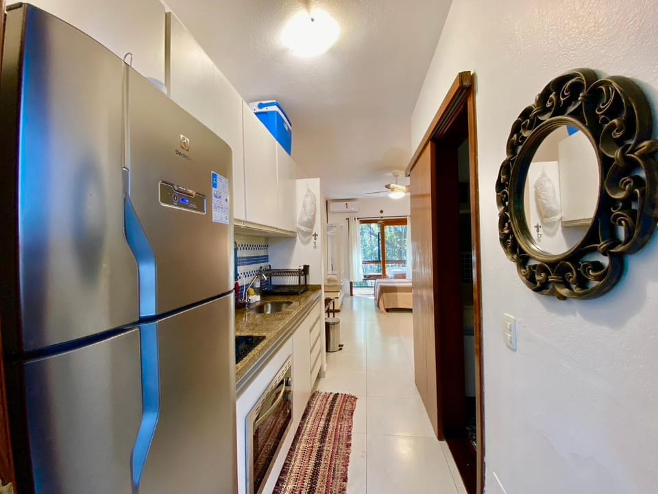 Photo of the whole room, Decorative detail, kitchen