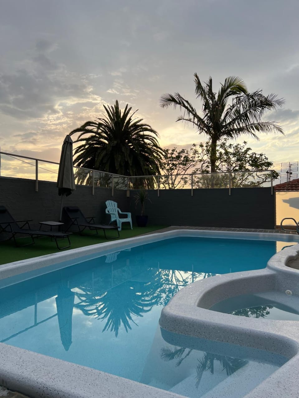 Pool view, Swimming pool