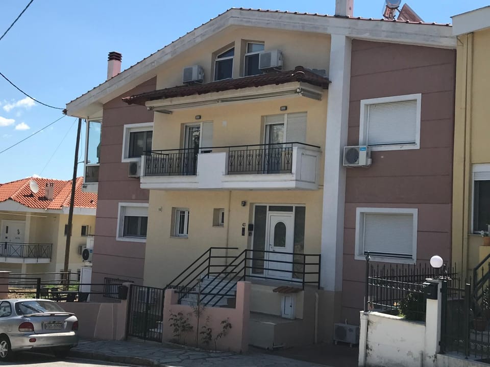 Property building, Facade/entrance